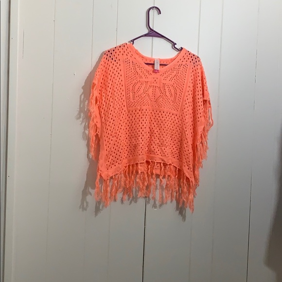 Cute cover up - Picture 1 of 2